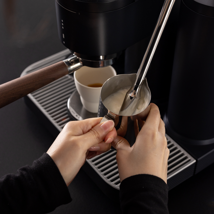 Meraki Espresso Machine — the best home coffee machine for effortless mornings and barista-quality results.