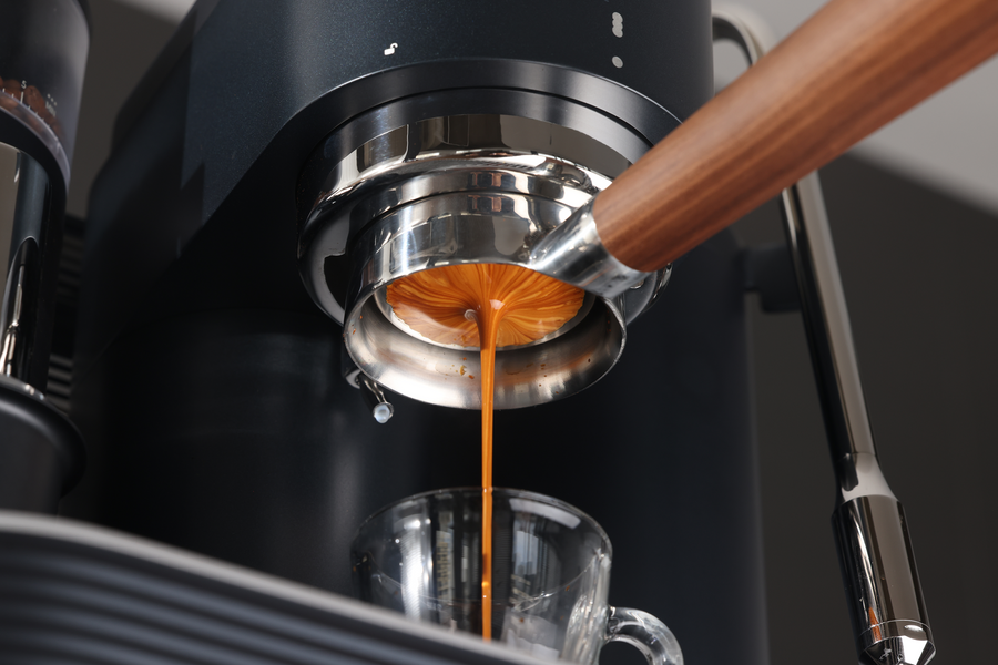 Dalgona Whipped Coffee vs Espresso: Which Is Really Faster