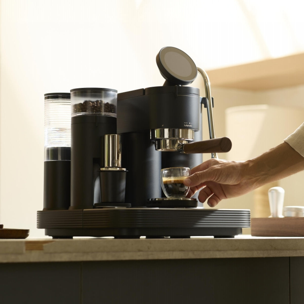 Meraki semi-automatic espresso machine for home